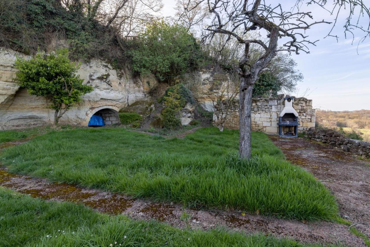 Maison Chaleureuse-Grand Jardin-Proche Saumur Parnay Εξωτερικό φωτογραφία